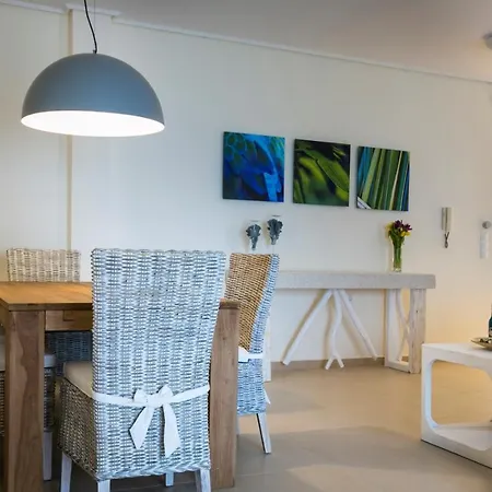 Eucalyptus Sea View カラヴォミロス